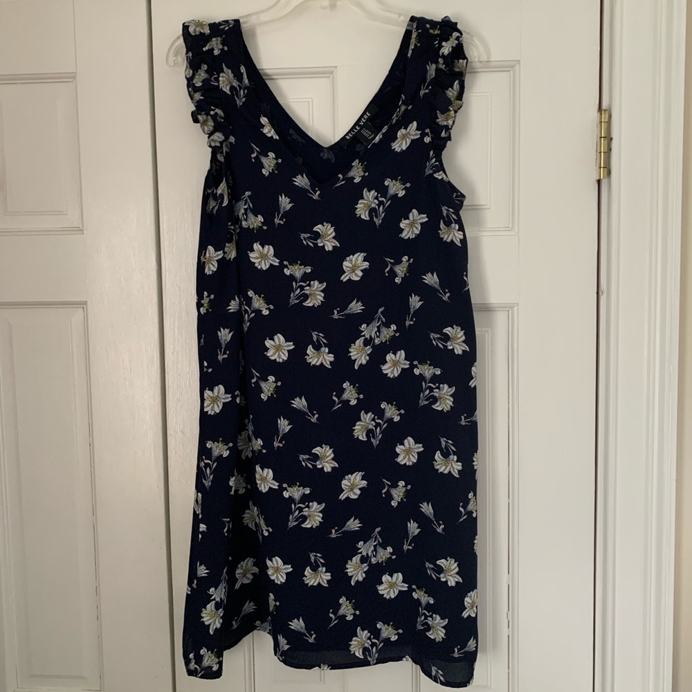 Floral Dress Navy White Ruffle Shoulder Size 6
